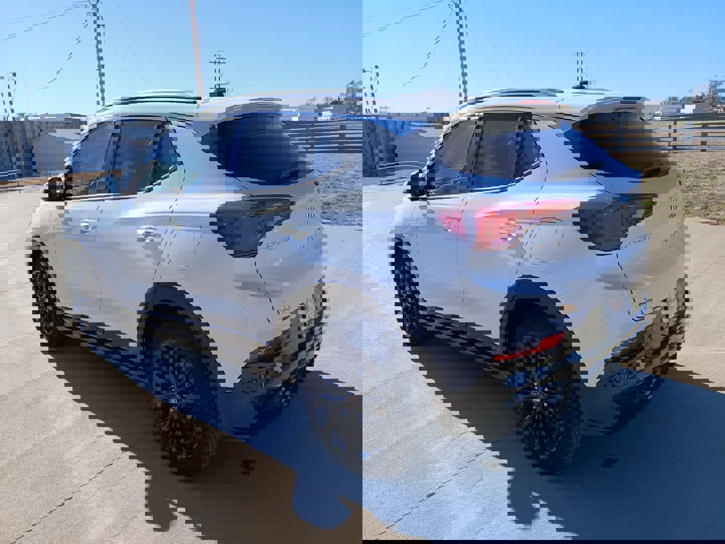 Used 2024 Buick Encore GX Sport Touring w/ Experience Buick Package image 4