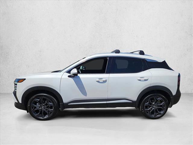 Certified 2025 Nissan Kicks SR FWD image 9