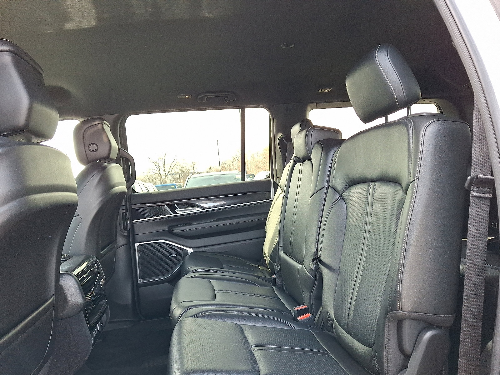 Certified 2022 Jeep Wagoneer Series I image 10