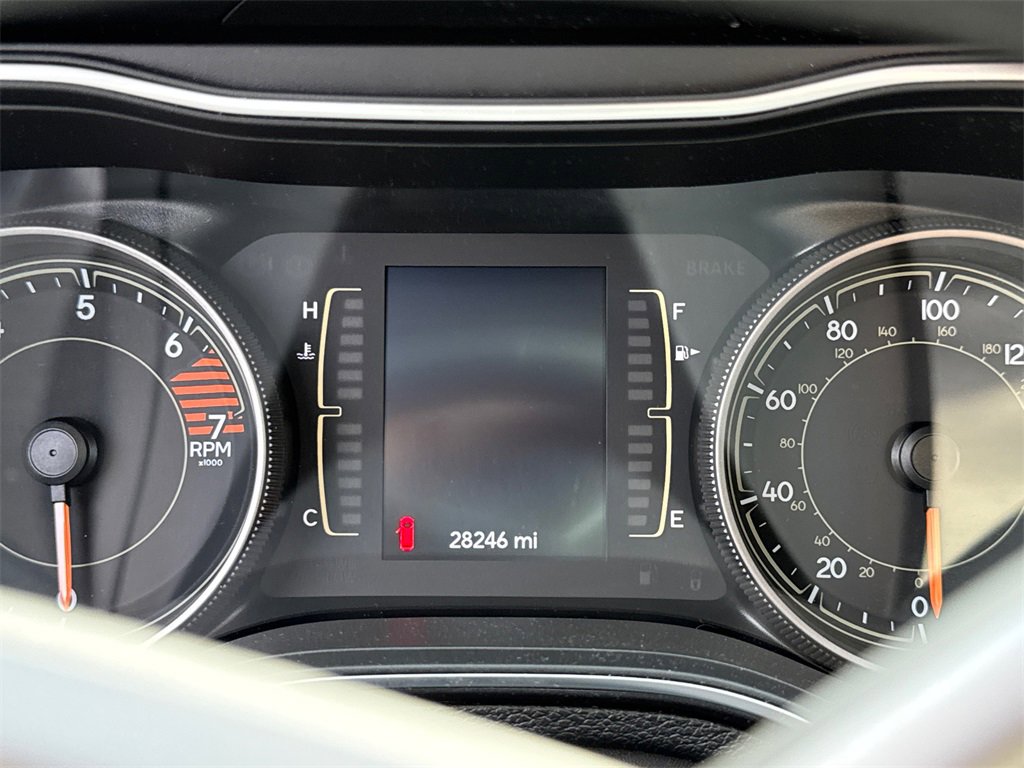 Used 2019 Jeep Cherokee Latitude w/ Popular Appearance Group image 13