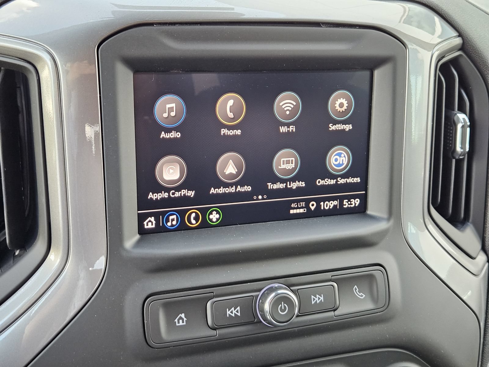New 2026 Chevrolet Silverado 1500 Custom Trail Boss w/ LPO, Dark Essentials Package AWD/4WD image 20