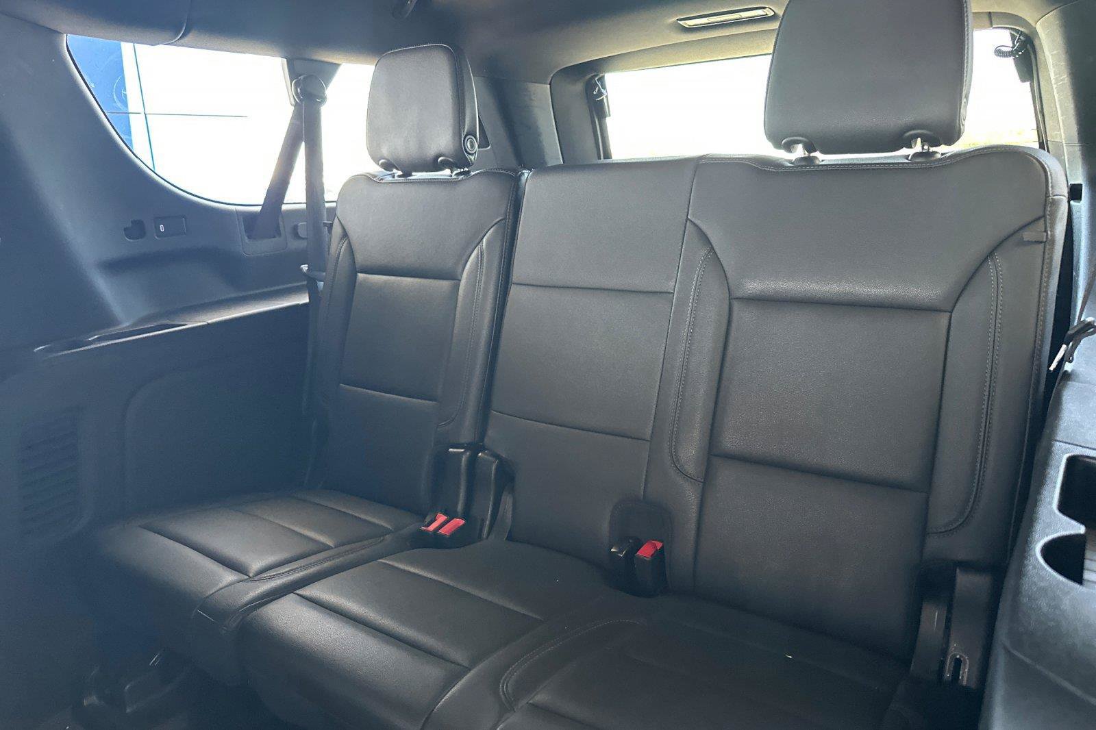 Used 2024 Chevrolet Suburban LT AWD/4WD image 14