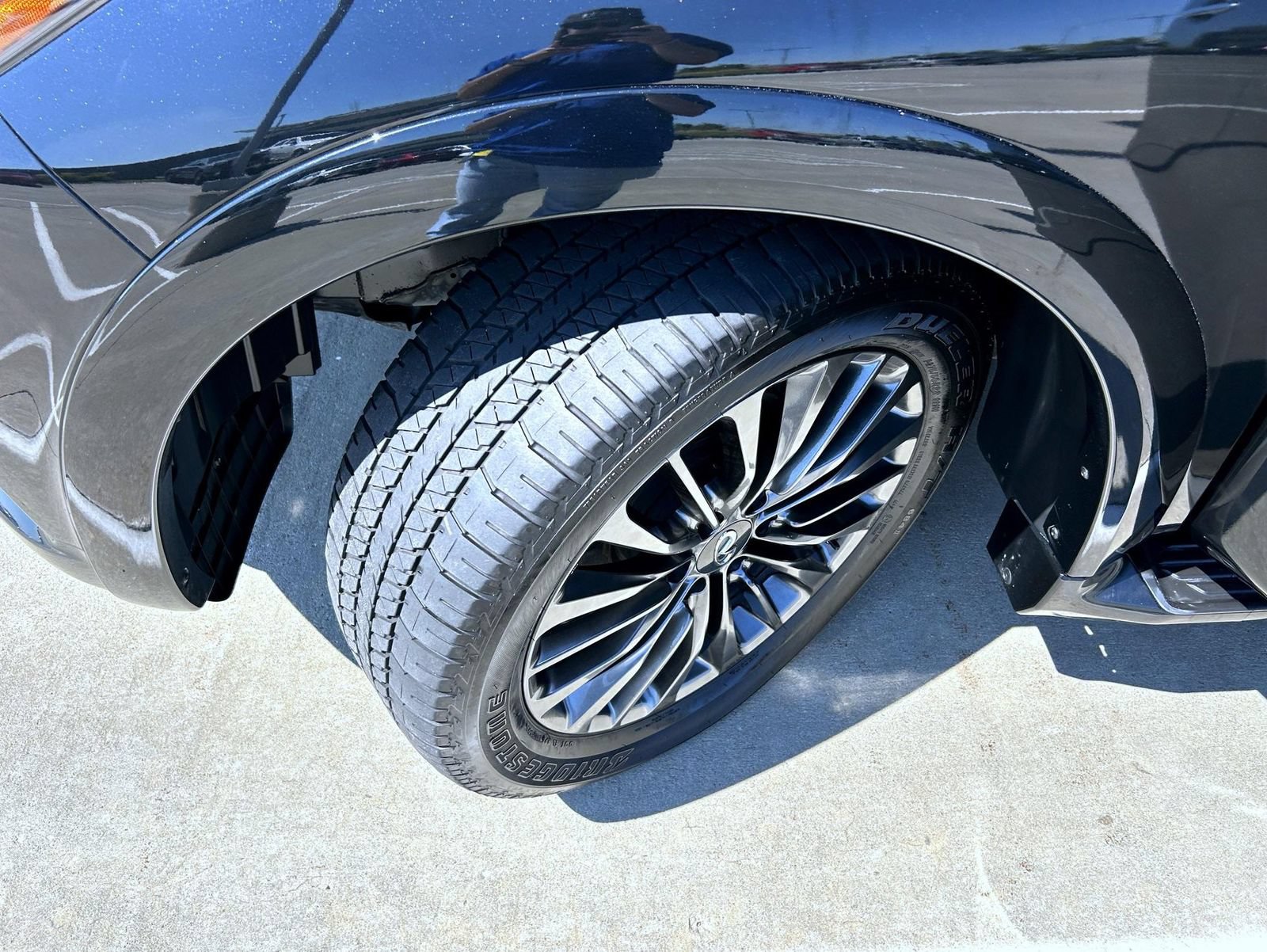Certified 2023 INFINITI QX80 Sensory w/ All-Season Package AWD/4WD image 26