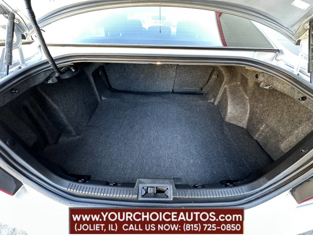 Used 2012 Ford Fusion SEL image 8