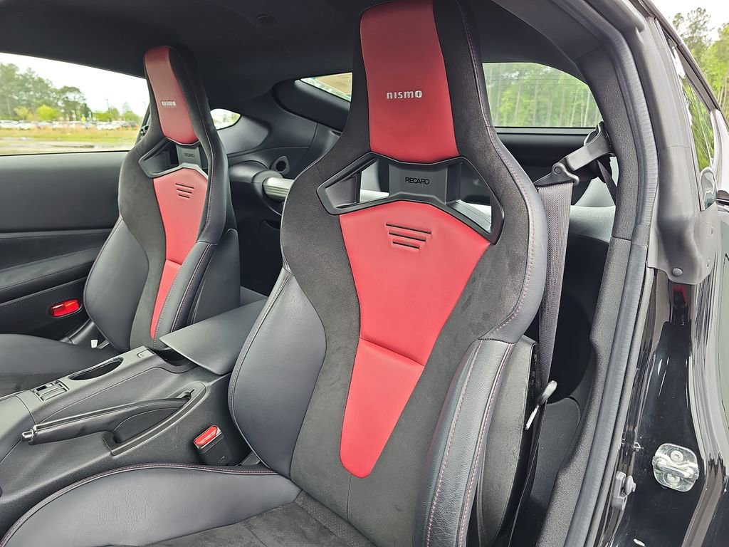 Used 2024 Nissan Z NISMO w/ Floor Mat Package image 17
