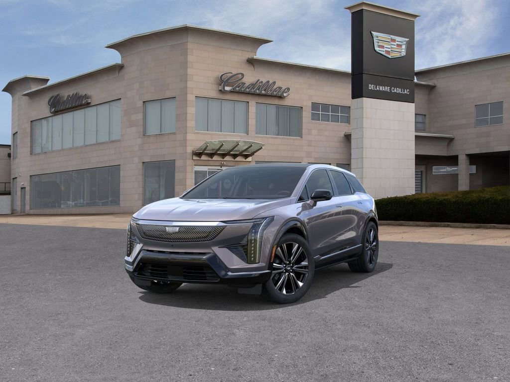 New 2026 Cadillac Optiq Luxury 2 image 8