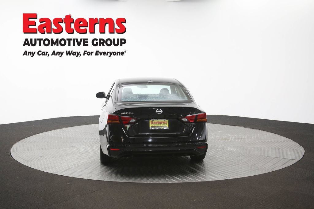 Used 2025 Nissan Altima 2.5 SV FWD image 34
