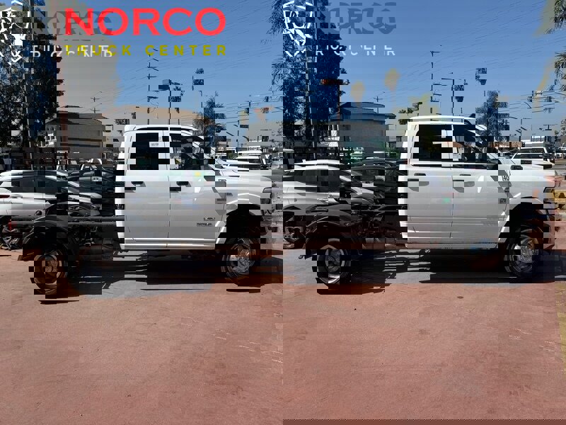 Used 2022 RAM 3500 Tradesman w/ Chrome Appearance Group image 1