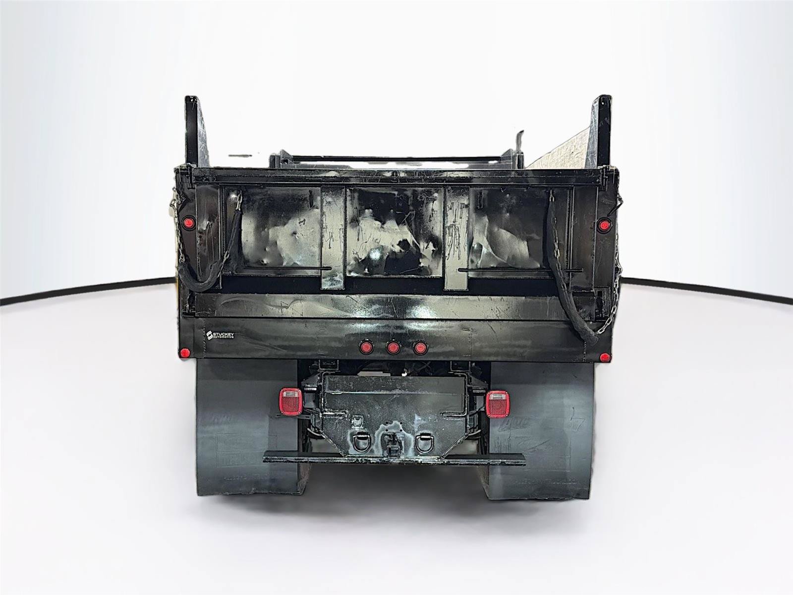 Used 2022 Ford F650 2WD Regular Cab Super Duty image 10