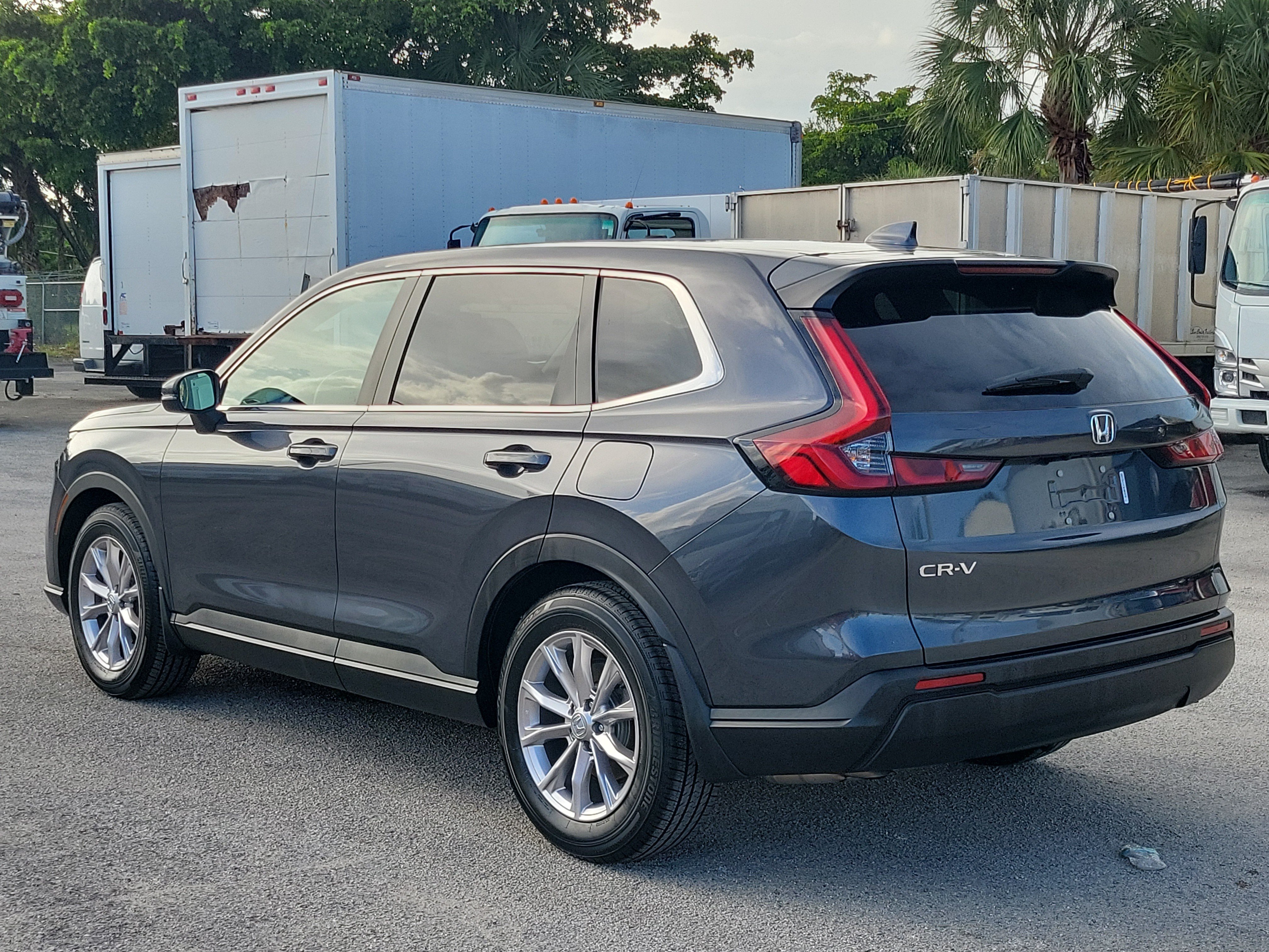 Used 2024 Honda CR-V EX-L image 5