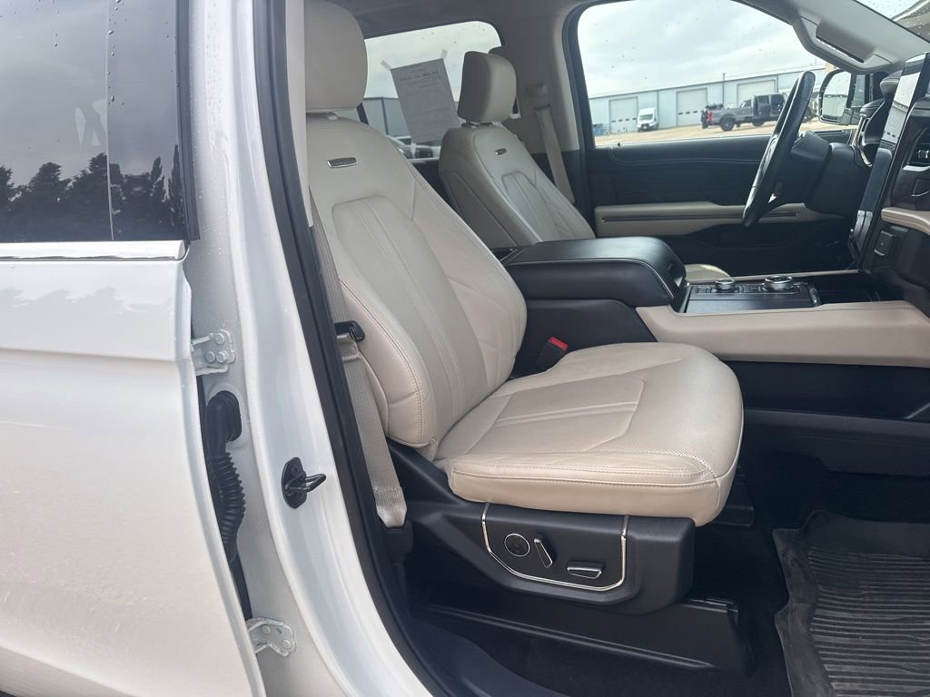 Used 2022 Ford Expedition Max Platinum AWD/4WD image 44