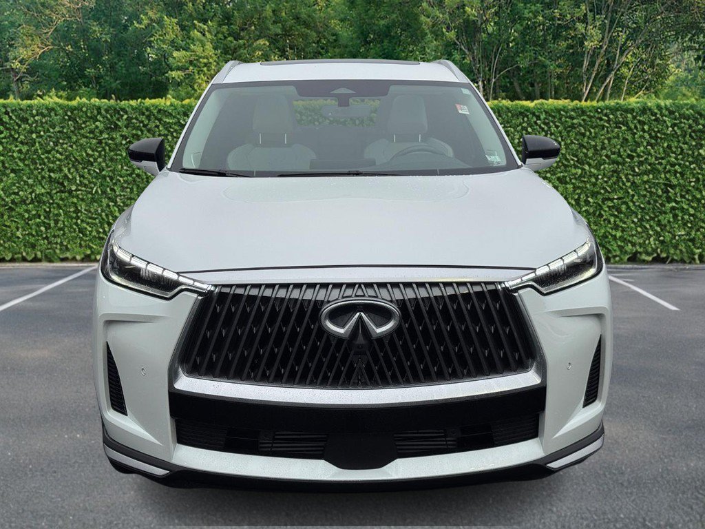 Used 2026 INFINITI QX60 Luxe w/ Family Package AWD/4WD image 9