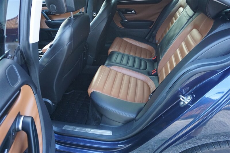 Used 2014 Volkswagen CC Executive FWD image 24