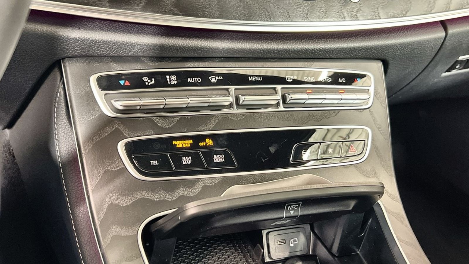 New 2023 Mercedes-Benz E 450 4MATIC Sedan image 28