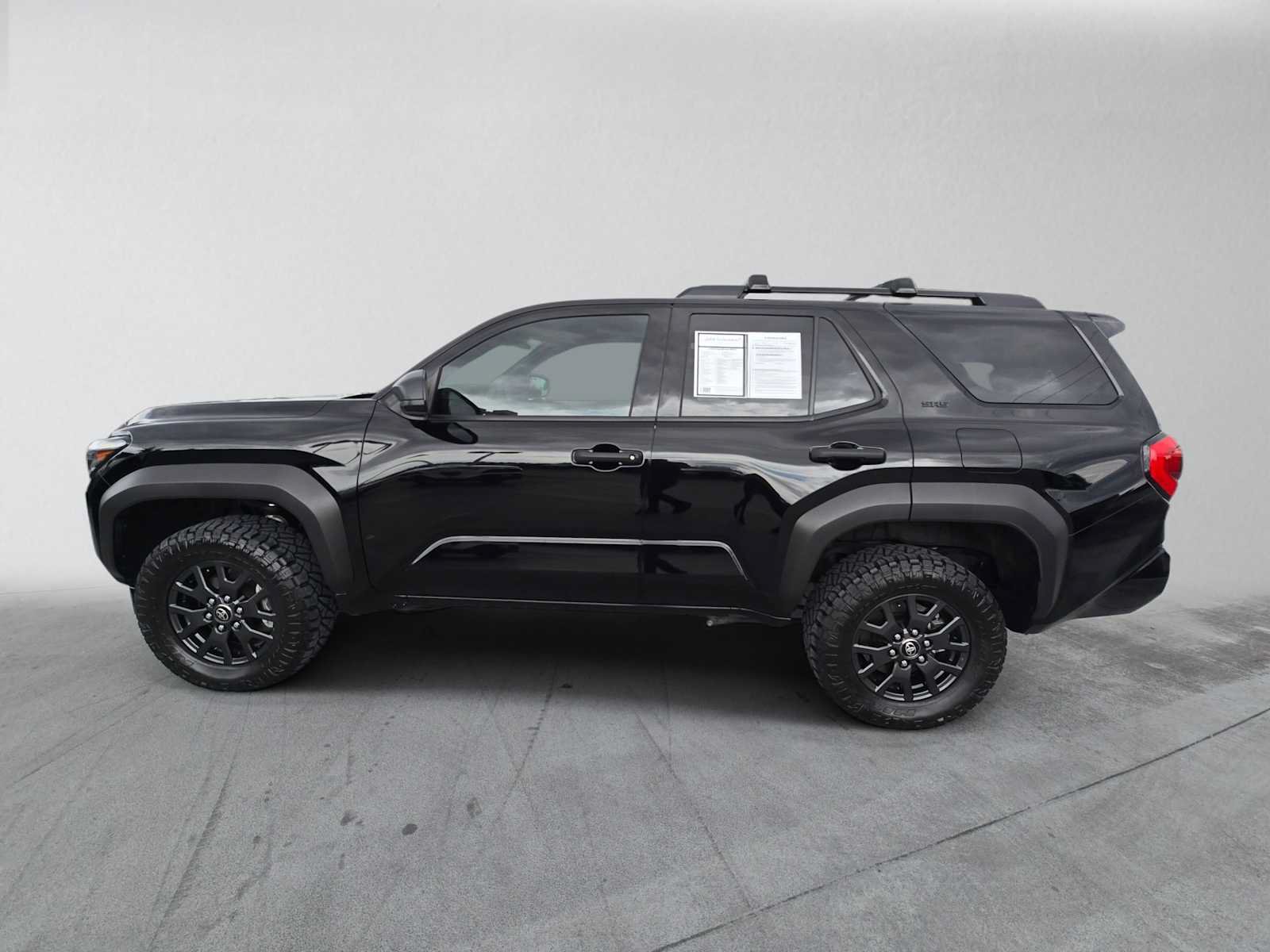 Certified 2025 Toyota 4Runner SR5 AWD/4WD image 6