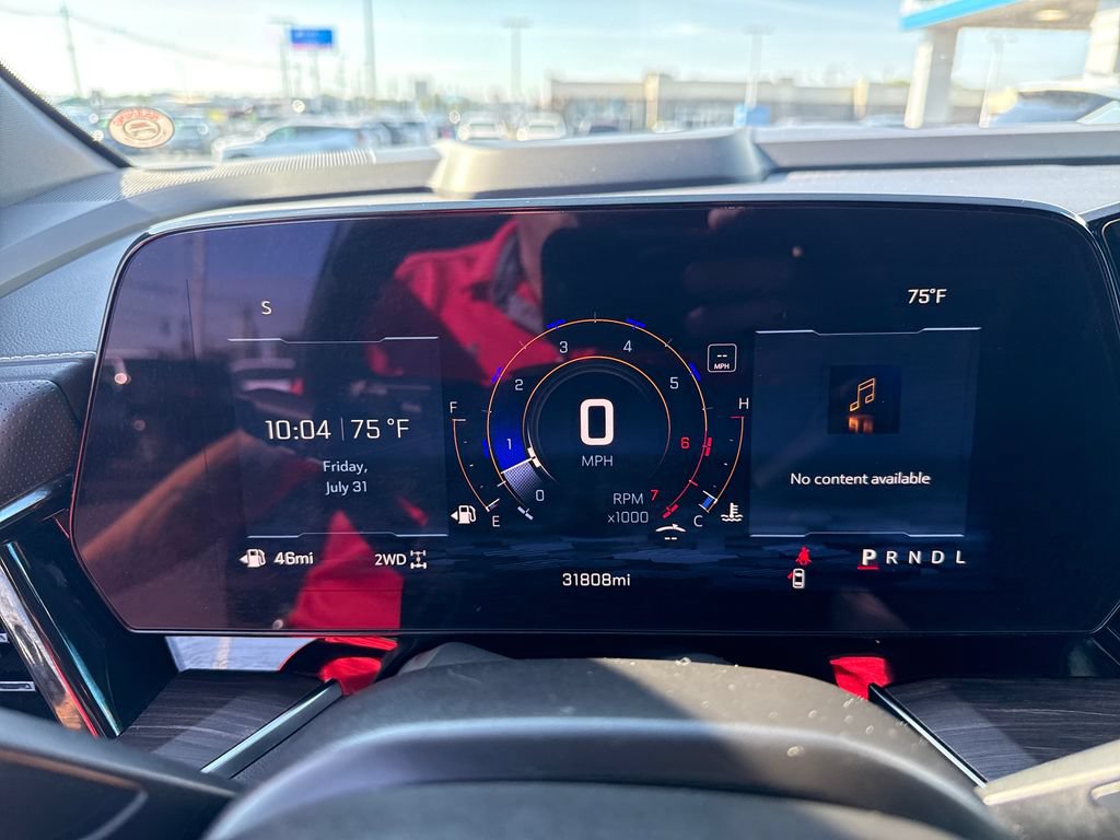 Used 2025 Chevrolet Suburban Premier AWD/4WD image 19