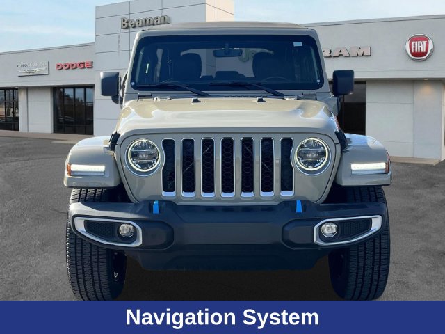 Used 2022 Jeep Wrangler Unlimited Sahara AWD/4WD image 2