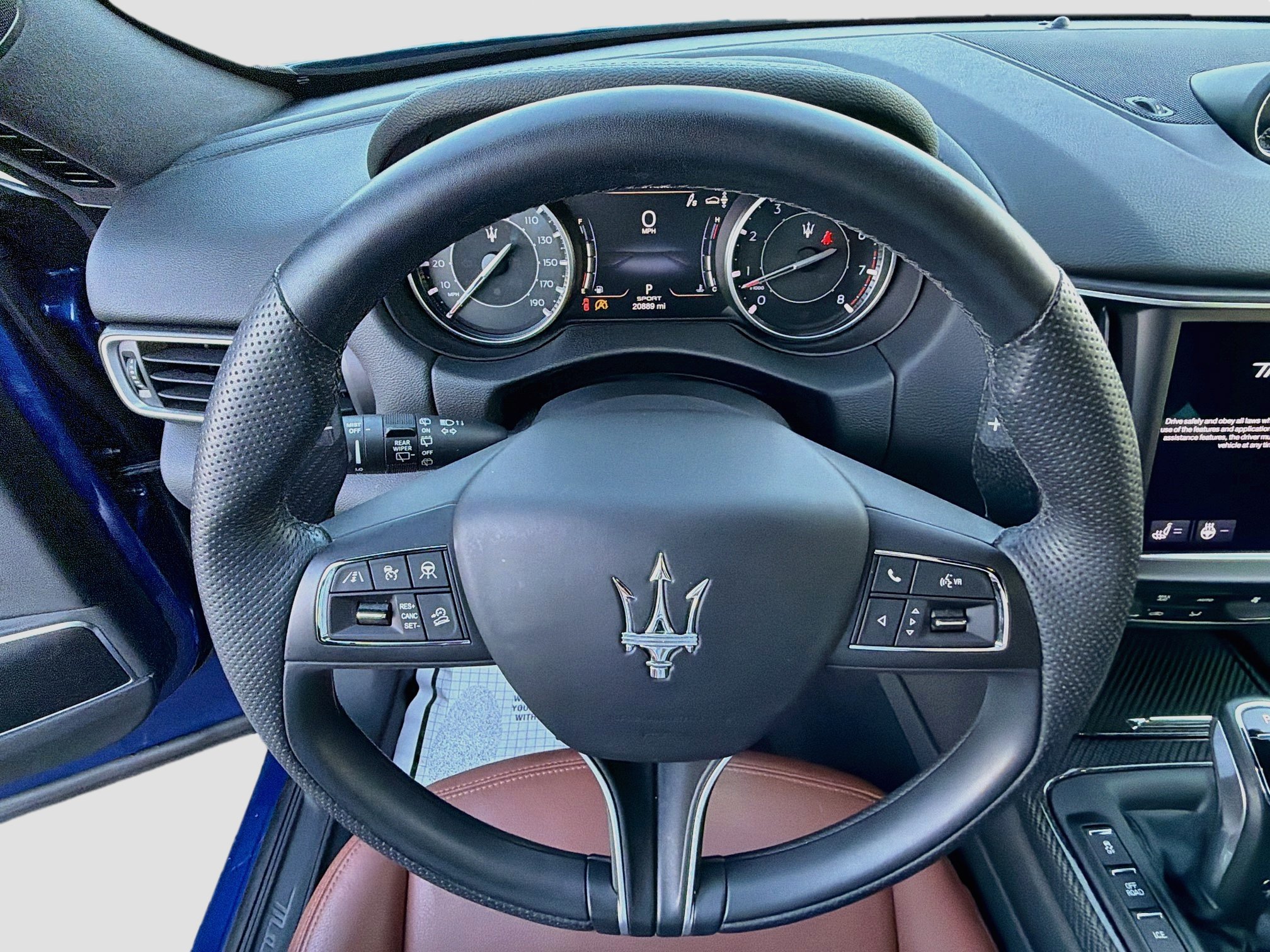 Used 2023 Maserati Levante Modena AWD/4WD image 39