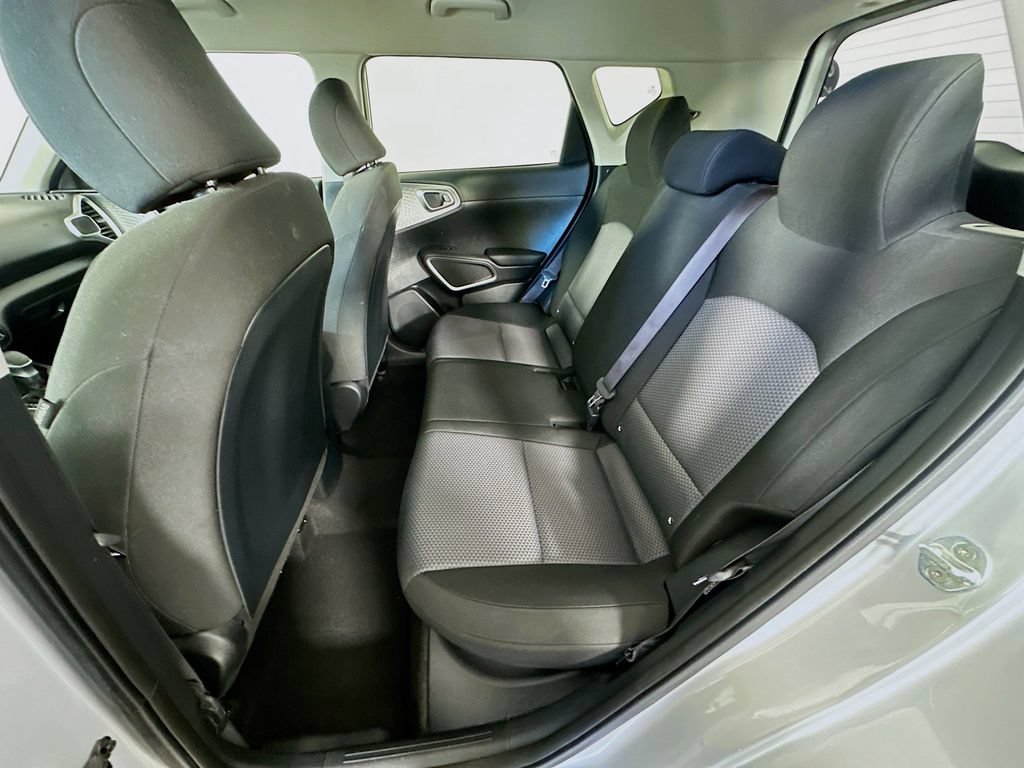 Certified 2021 Kia Soul LX FWD image 28