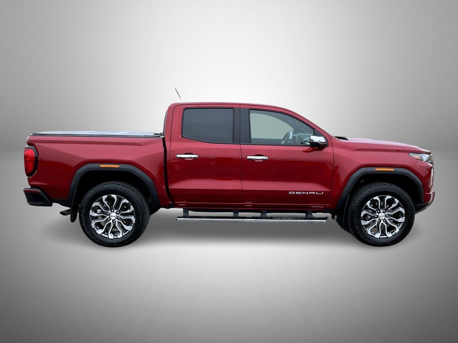 Certified 2024 GMC Canyon Denali image 4