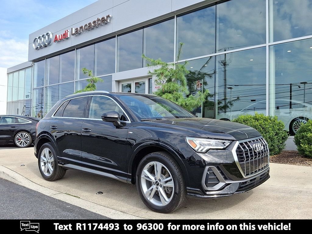 Certified 2024 Audi Q3 2.0T Premium Plus image 1