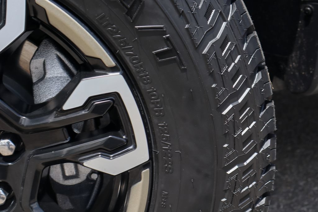 Used 2022 Chevrolet Silverado 1500 ZR2 AWD/4WD image 51