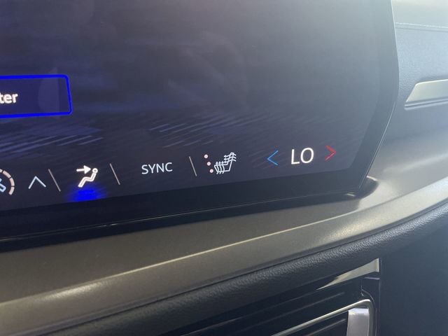 New 2026 Chevrolet Traverse LT w/ Midnight/Sport Edition image 36