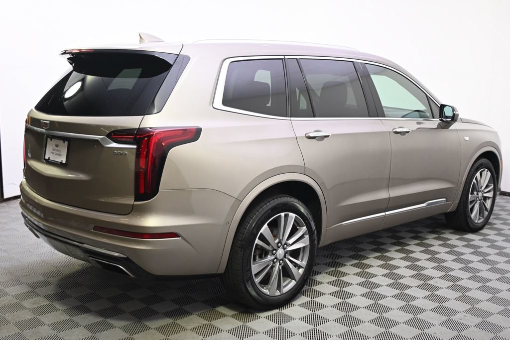 Used 2022 Cadillac XT6 Premium Luxury w/ Platinum Package AWD/4WD image 7