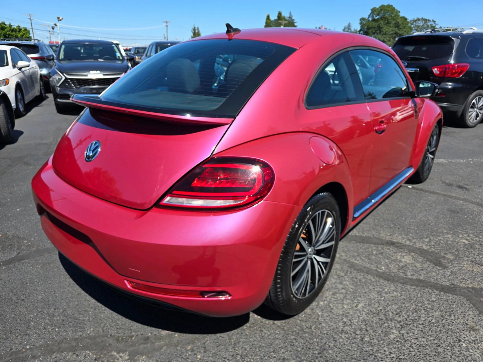 Used 2017 Volkswagen Beetle #PinkBeetle FWD image 5