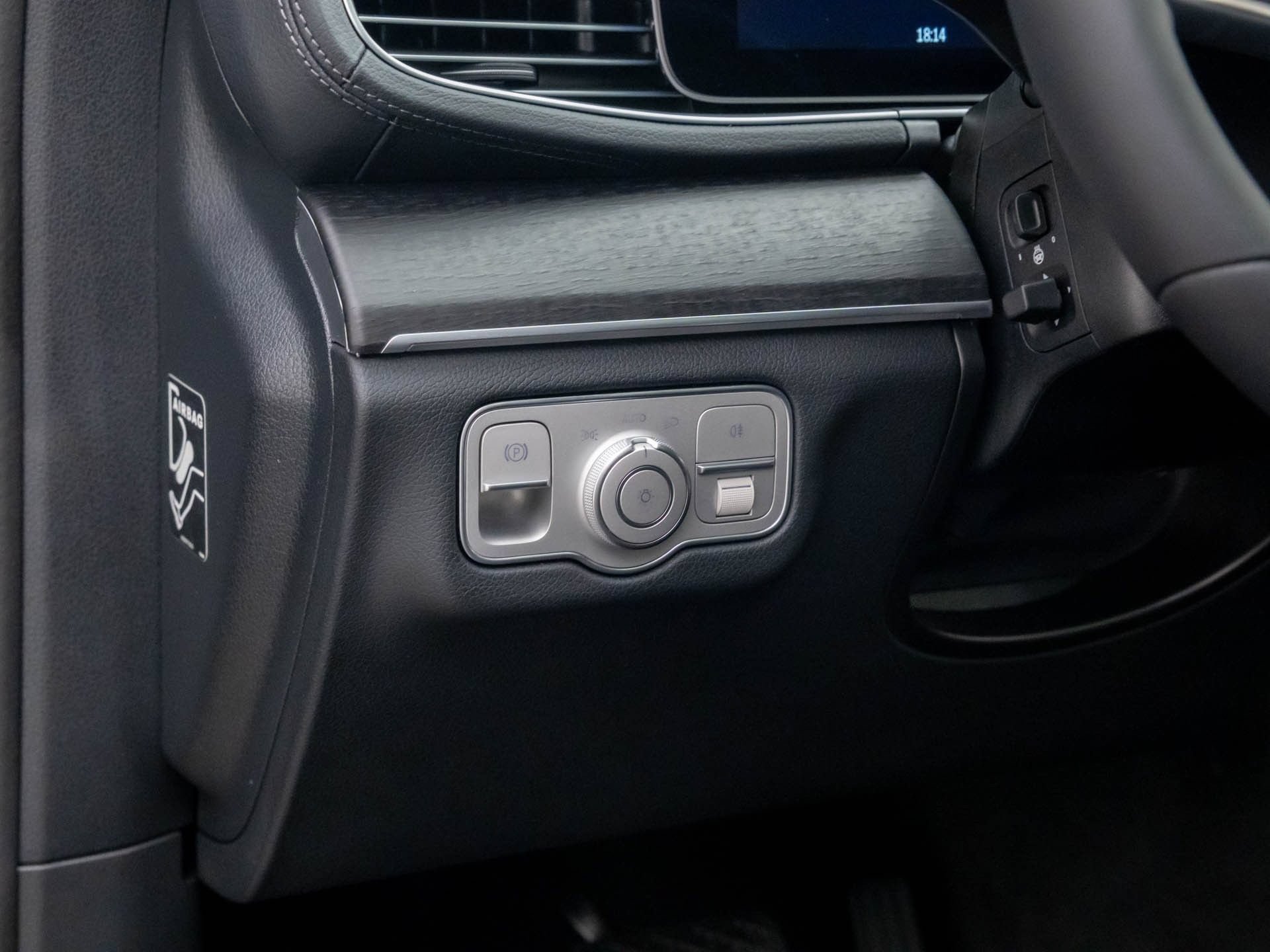 New 2026 Mercedes-Benz GLS 450 4MATIC image 23