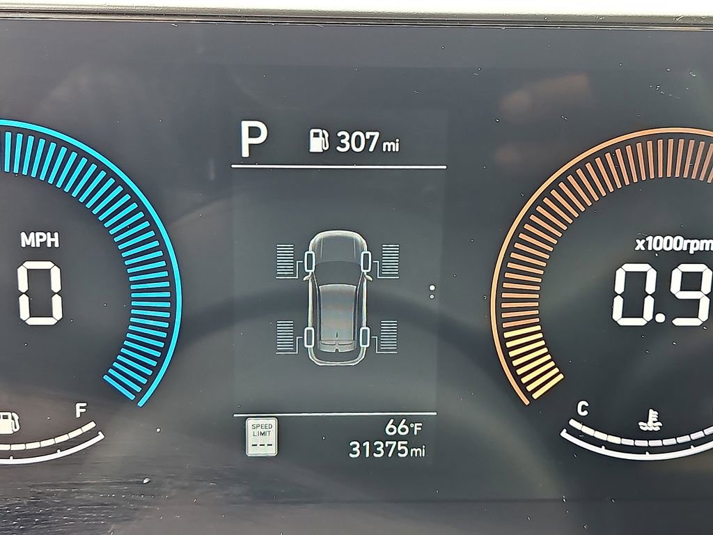 Used 2025 Hyundai Kona SEL image 26