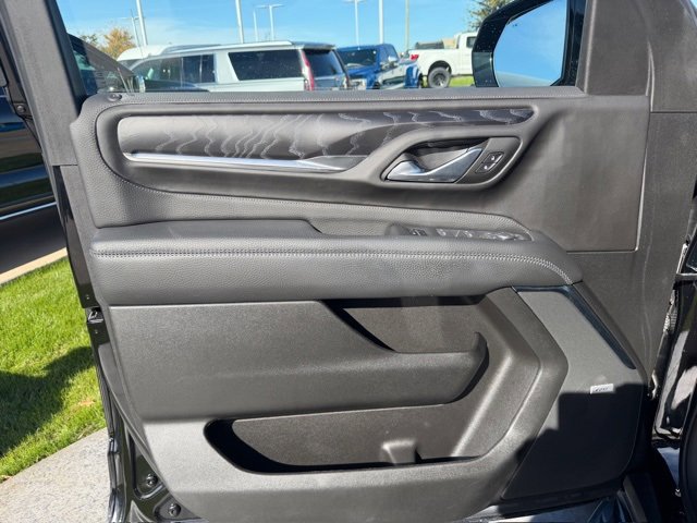 Used 2023 GMC Yukon Denali image 8