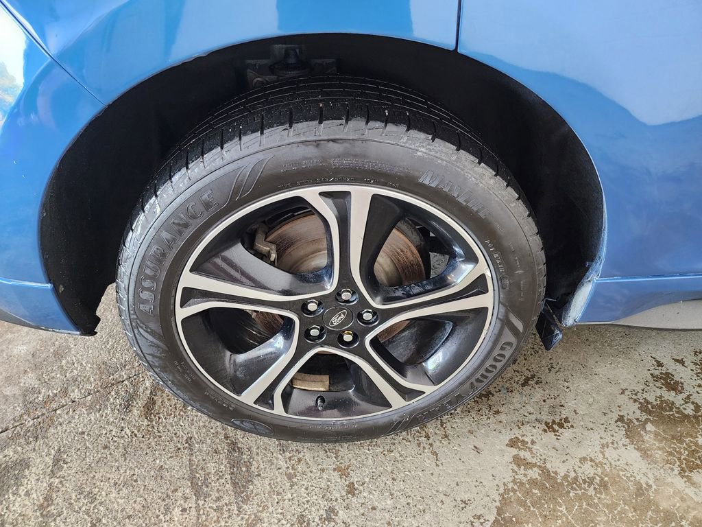 Used 2019 Ford Edge ST w/ Convenience Package AWD/4WD image 37