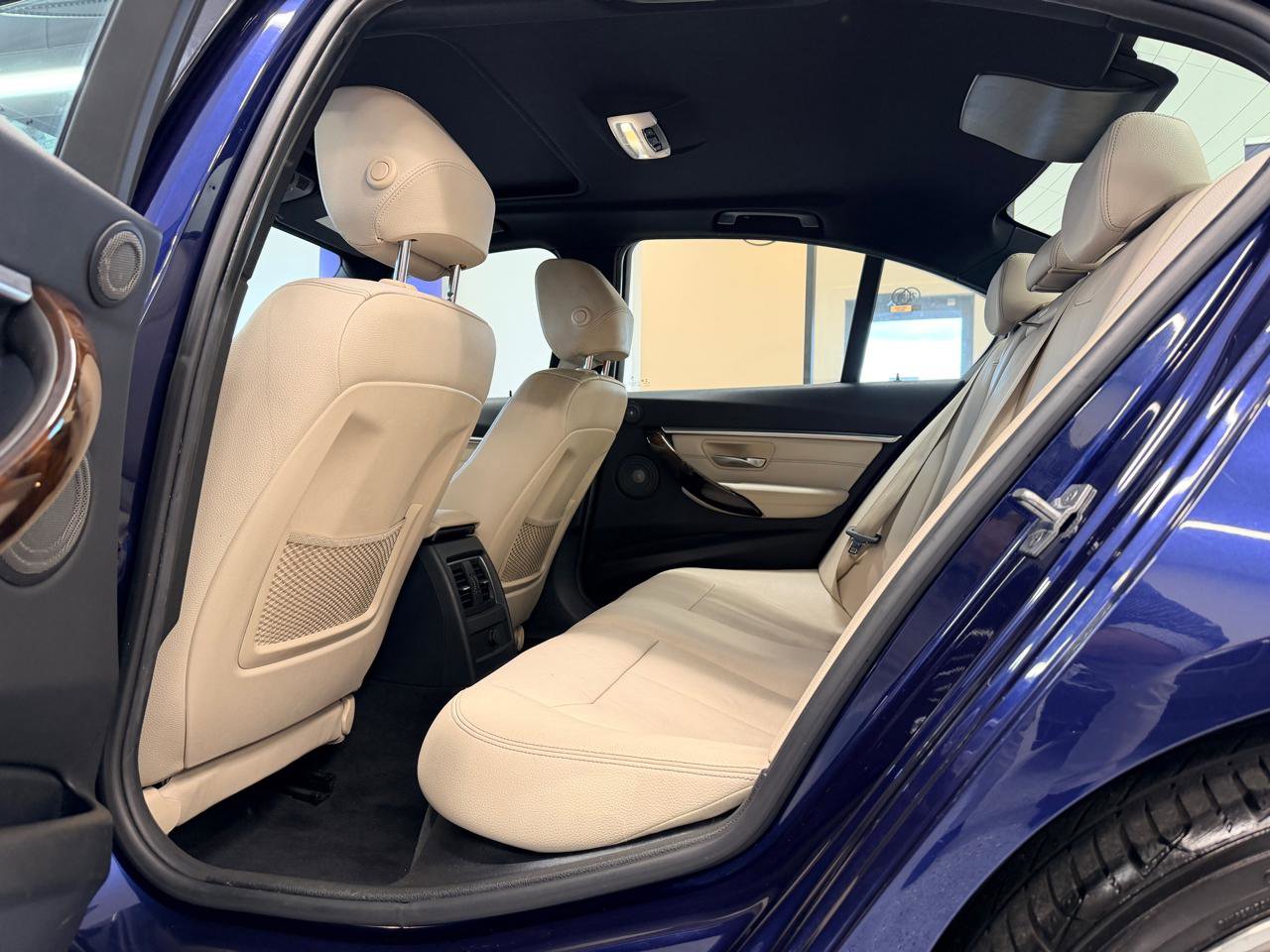 Used 2017 BMW 340i Sedan image 19