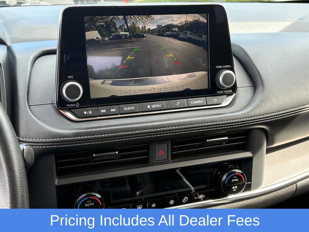 Used 2024 Nissan Rogue SV AWD/4WD image 11