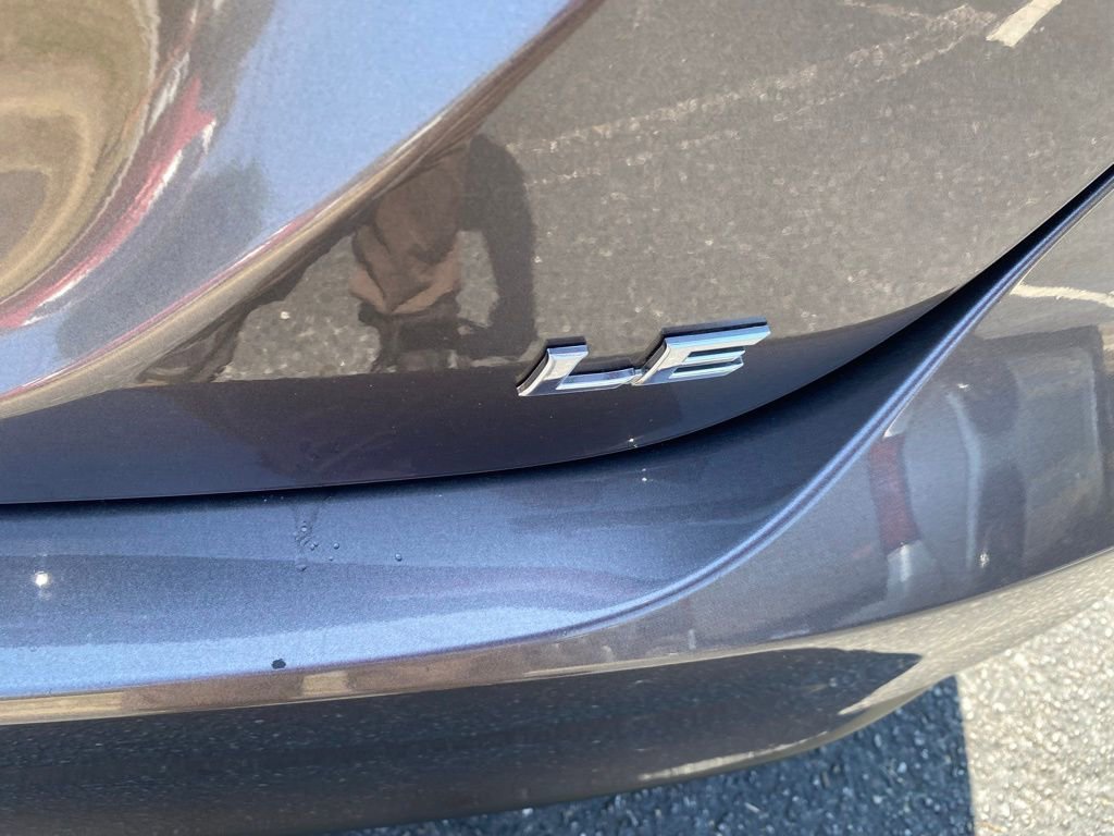 Used 2019 Toyota Camry LE FWD image 14
