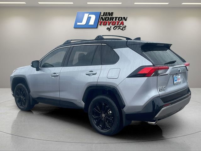 Used 2023 Toyota RAV4 XSE AWD/4WD image 7