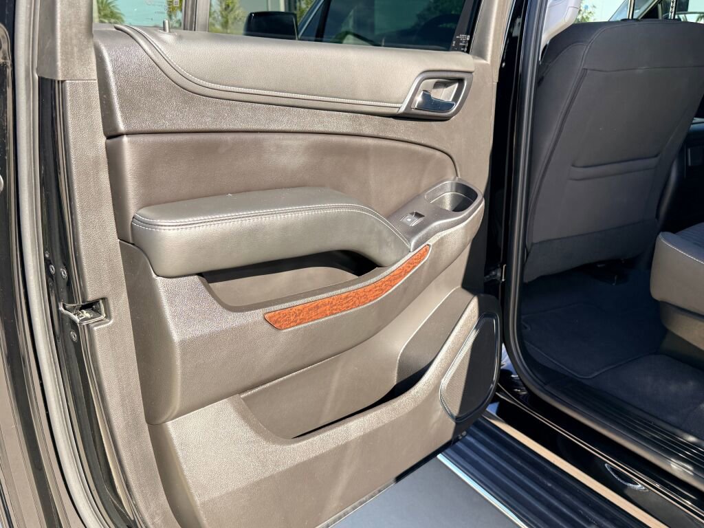 Used 2019 GMC Yukon XL SLE w/ Convenience Package image 18