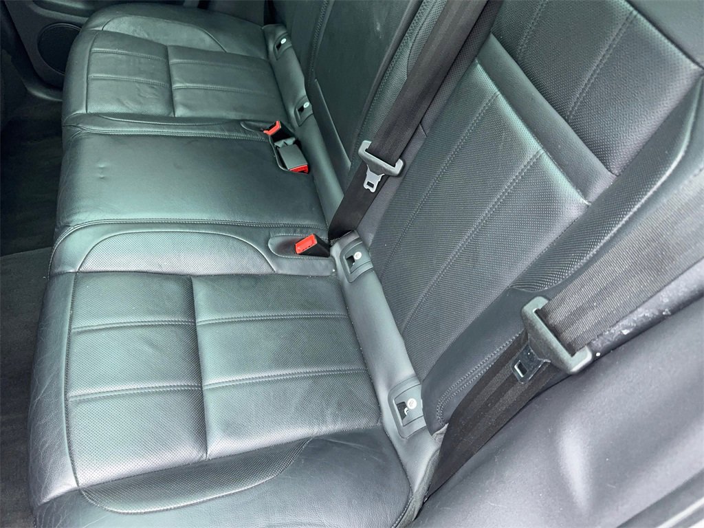 Used 2020 Land Rover Range Rover Evoque S image 43