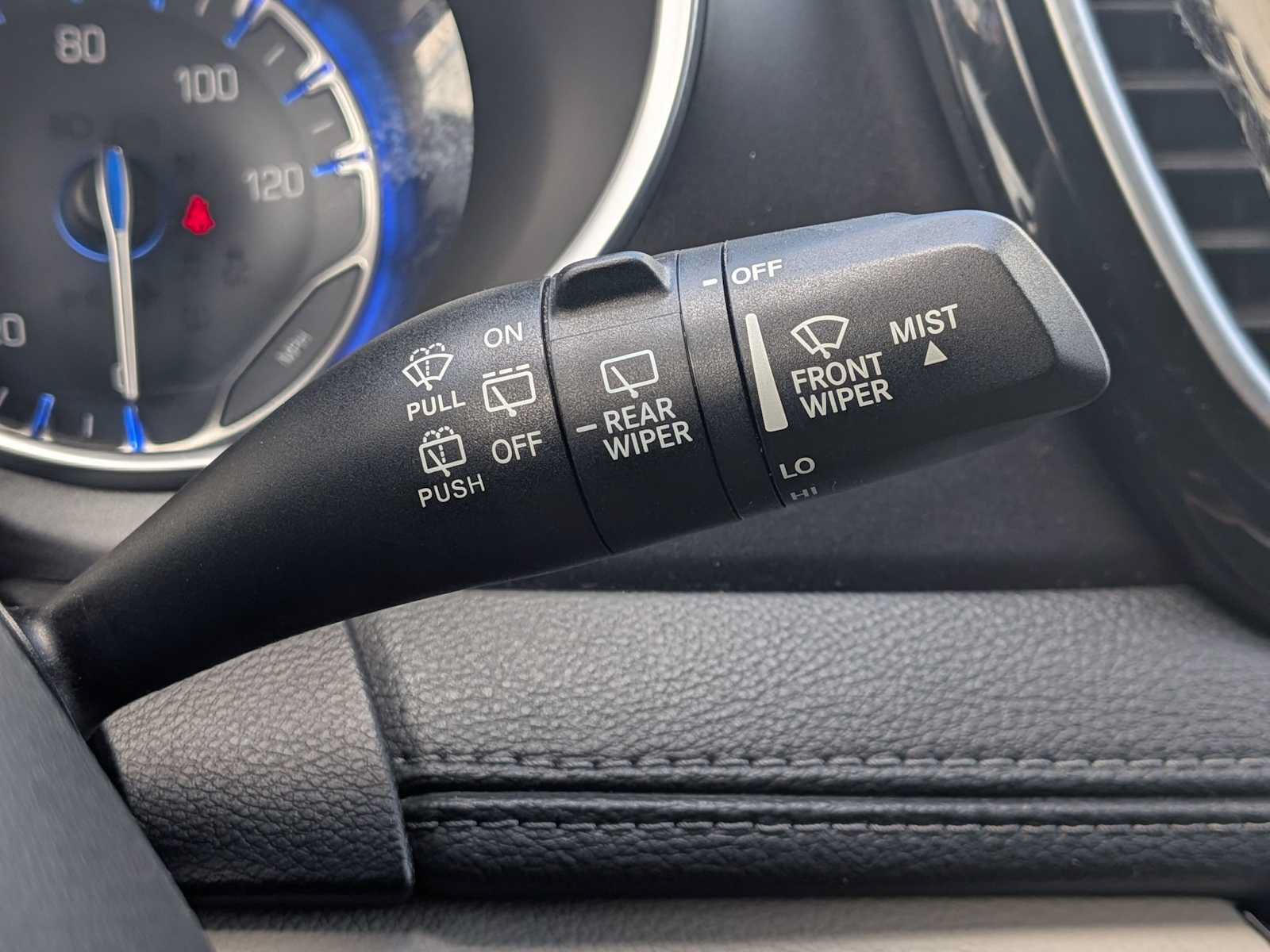 Certified 2018 Chrysler Pacifica Touring-L FWD image 27