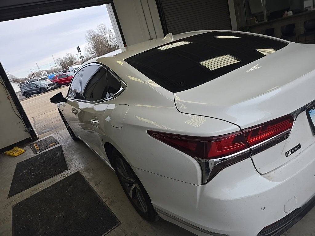 Used 2019 Lexus LS 500 AWD w/ Accessory Package (Z2) image 3