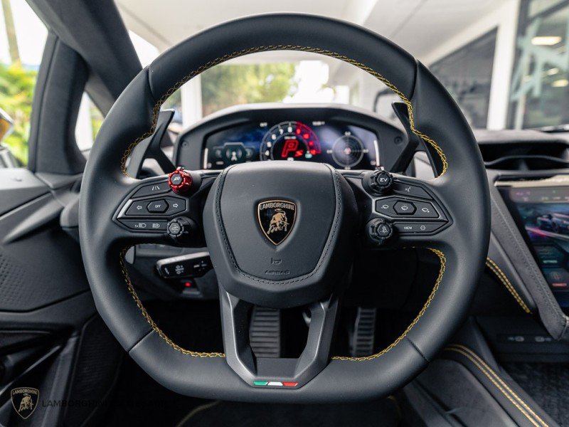 Used 2026 Lamborghini Temerario AWD/4WD image 19