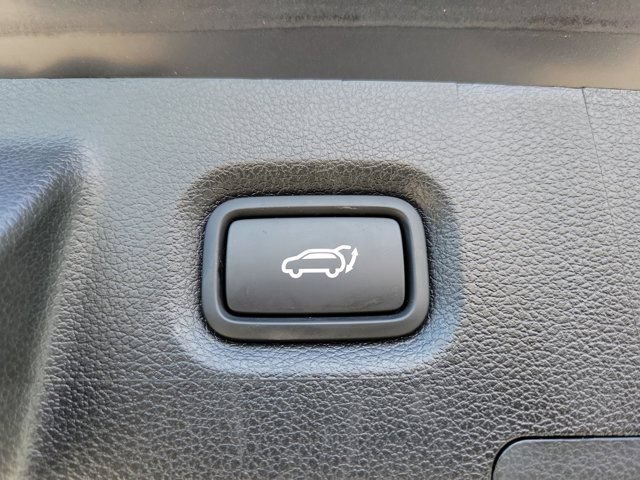 Certified 2023 Hyundai Santa Fe SEL FWD image 7