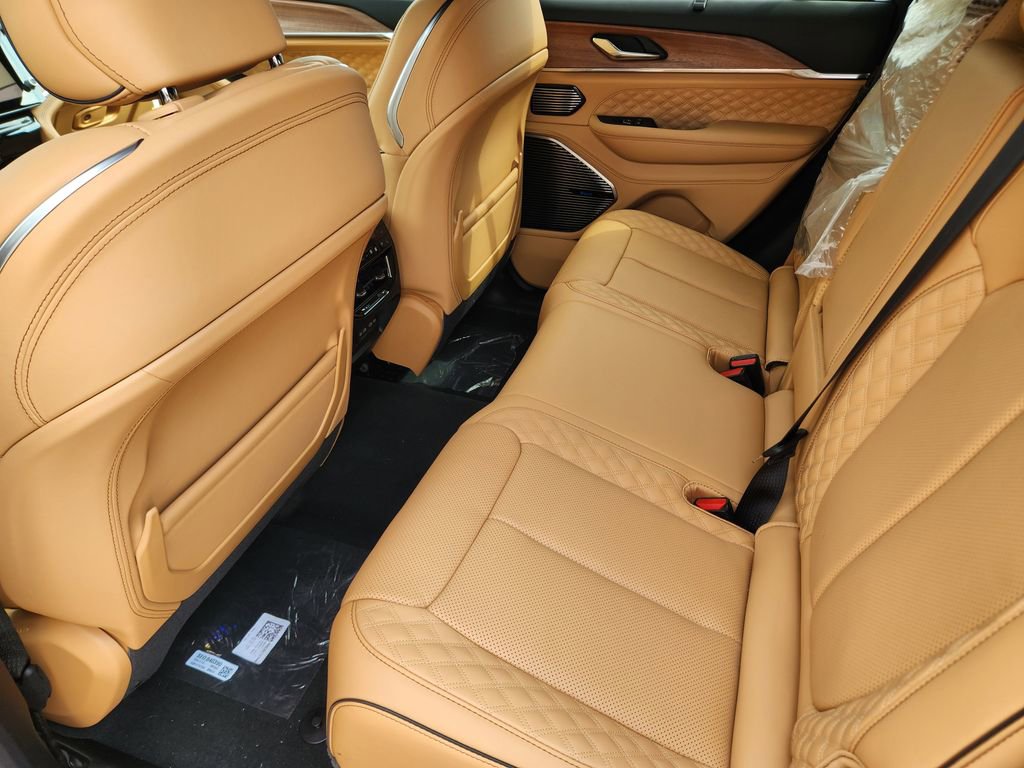 New 2026 Jeep Grand Cherokee Summit AWD/4WD image 19