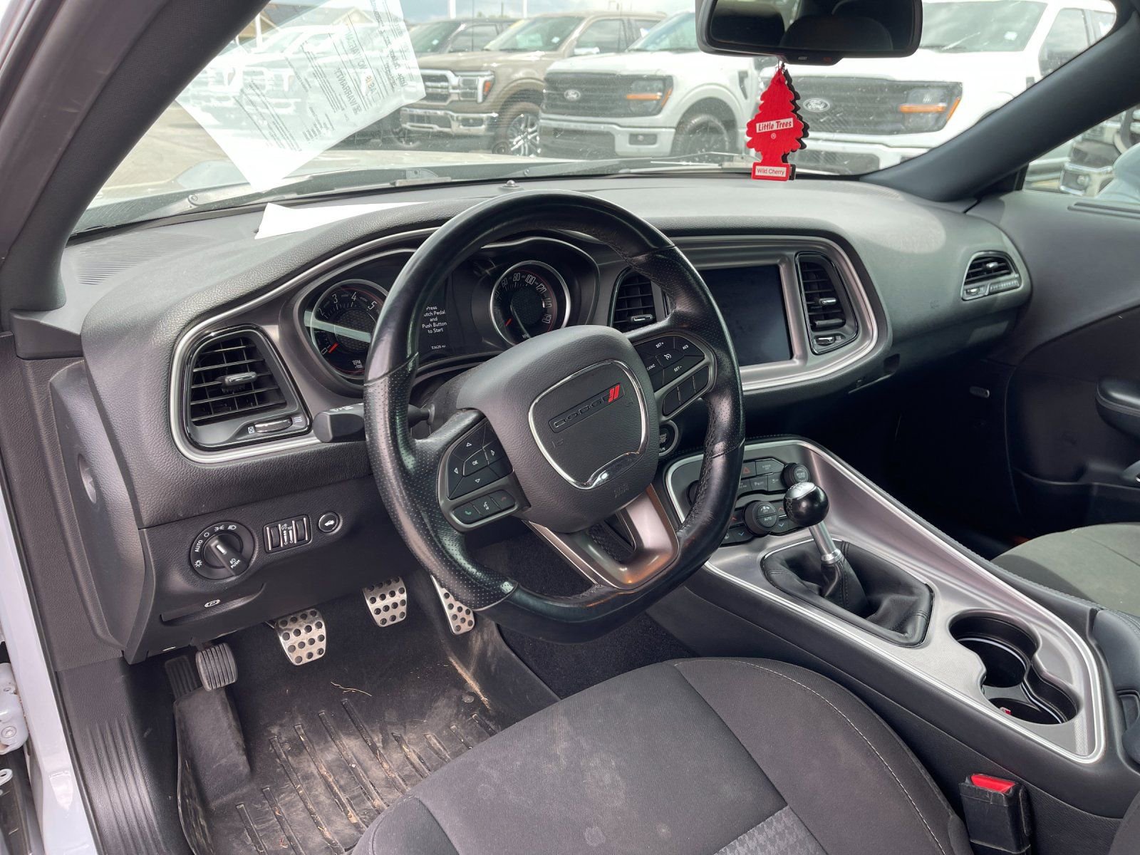 Used 2022 Dodge Challenger R/T w/ Performance Handling Group RWD image 11