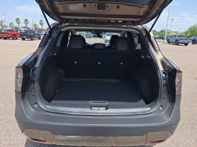 New 2026 Nissan Kicks SR w/ SR Premium Package FWD image 23