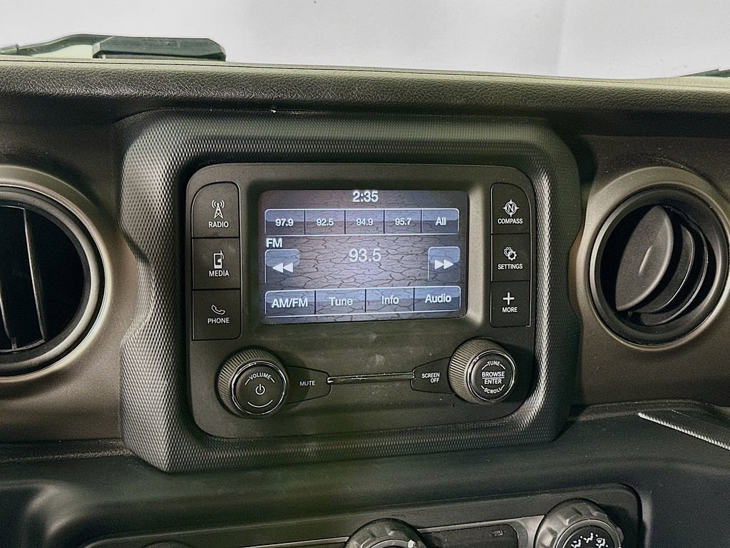 Certified 2019 Jeep Wrangler Sport image 20