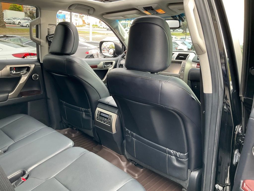 Used 2016 Lexus GX 460 Luxury AWD/4WD image 69