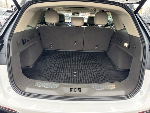 Certified 2024 Lincoln Nautilus Reserve w/ Equipment Group 202A image 27