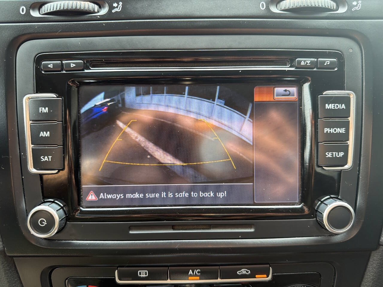 Used 2014 Volkswagen Jetta TDI FWD image 36